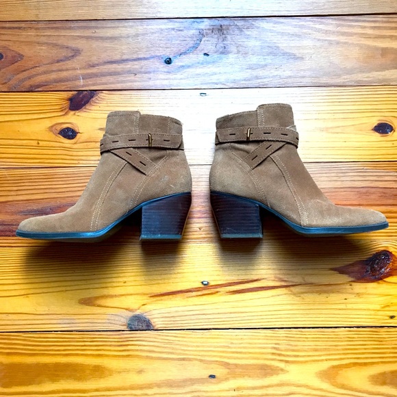 Naturalizer Suede Tan Cognac Pointed Toe Boots with Strap, EUC, 7.5 - Picture 1 of 13